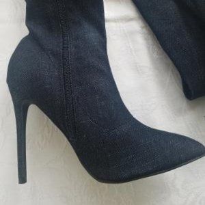 Weeboo Jean Look/Red Boots Size 7.5